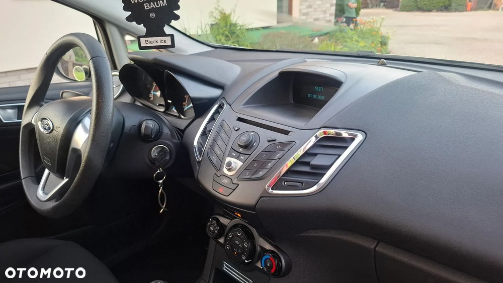 Ford Fiesta - 21