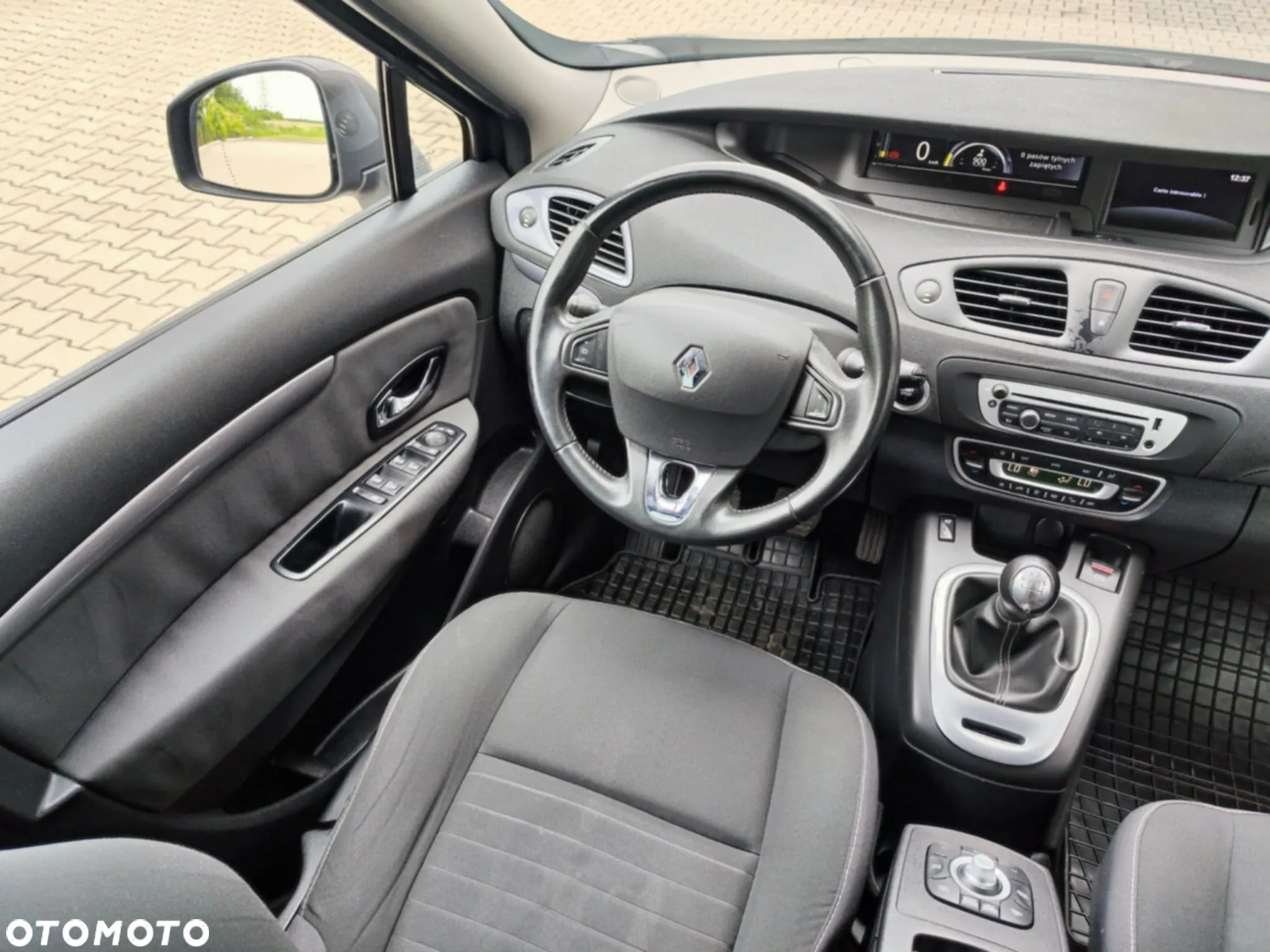 Renault Scenic 1.5 dCi Limited - 22