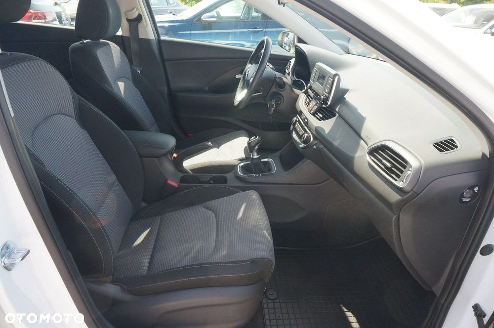 Hyundai i30 1.0 T-GDI Modern - 27