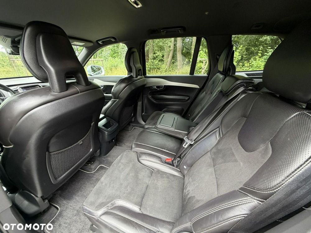 Volvo XC 90 - 23