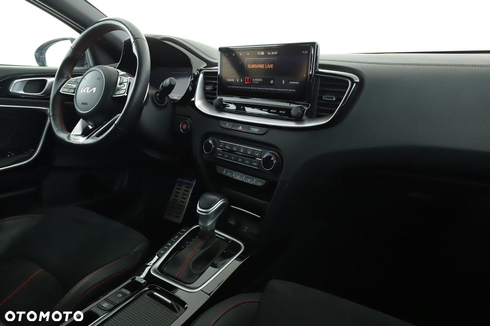 Kia ProCeed - 30