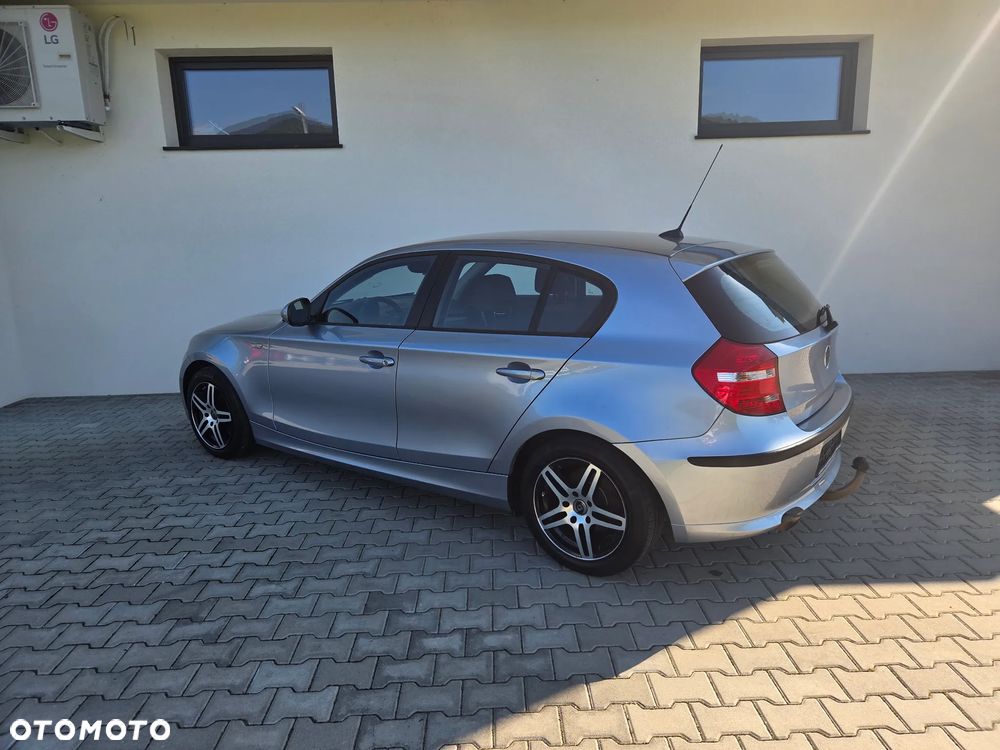 BMW Seria 1 - 17
