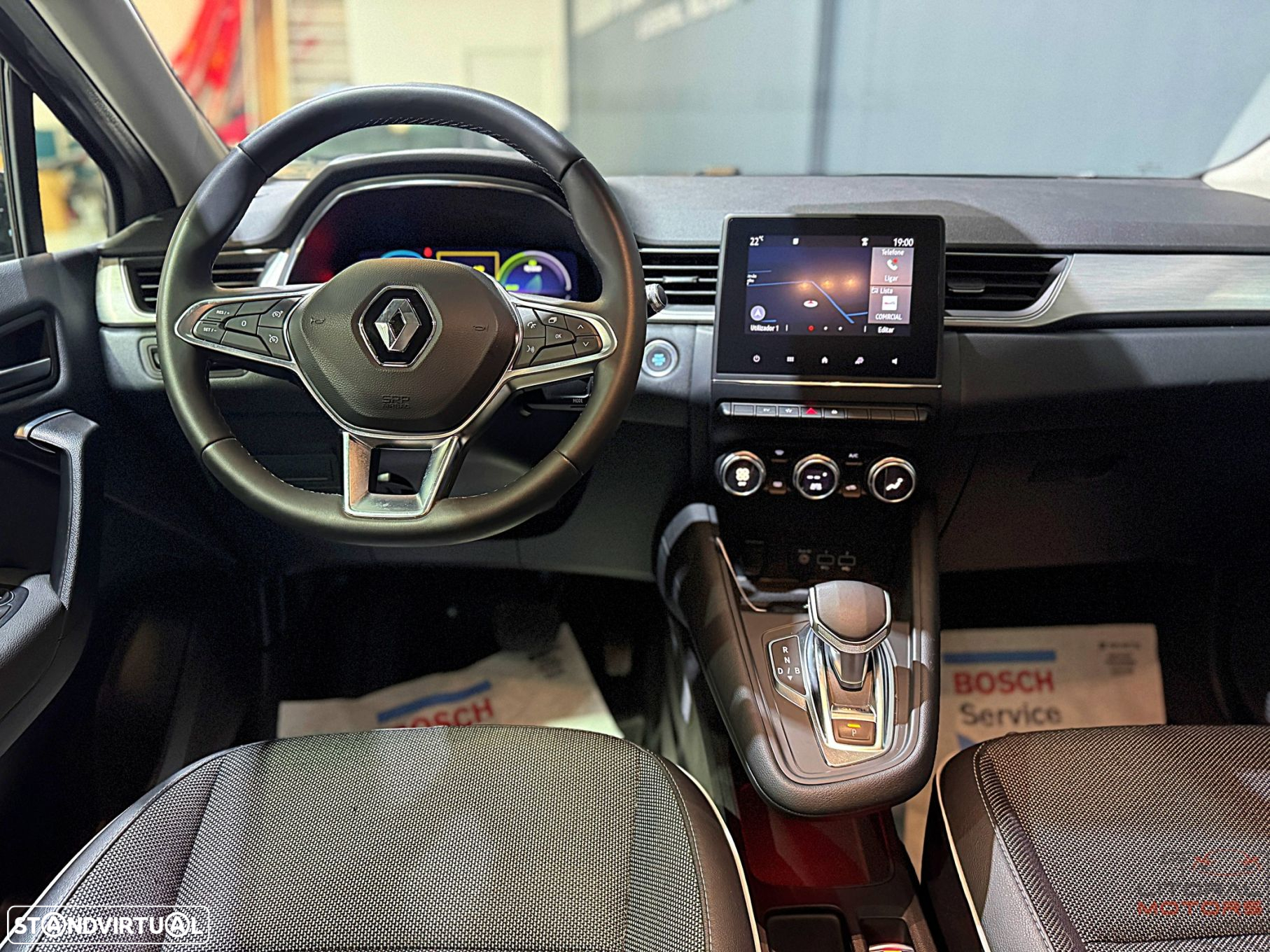 Renault Captur 1.6 E-Tech Plug-In Intens - 19