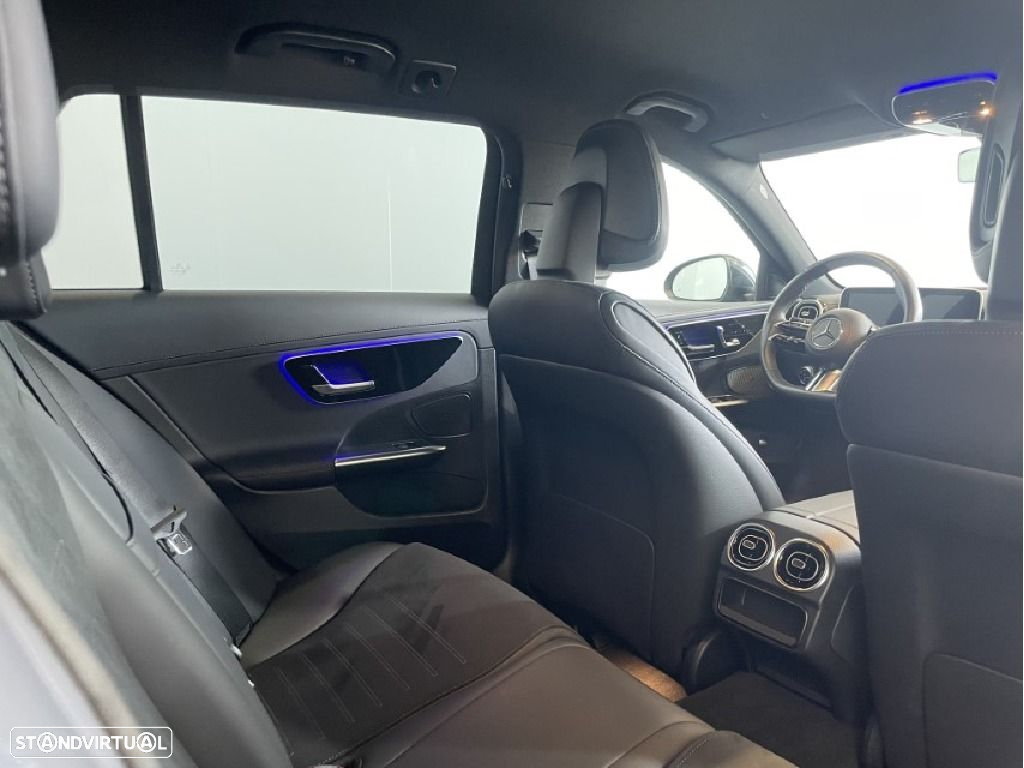 Mercedes-Benz C 300 d AMG Line - 19