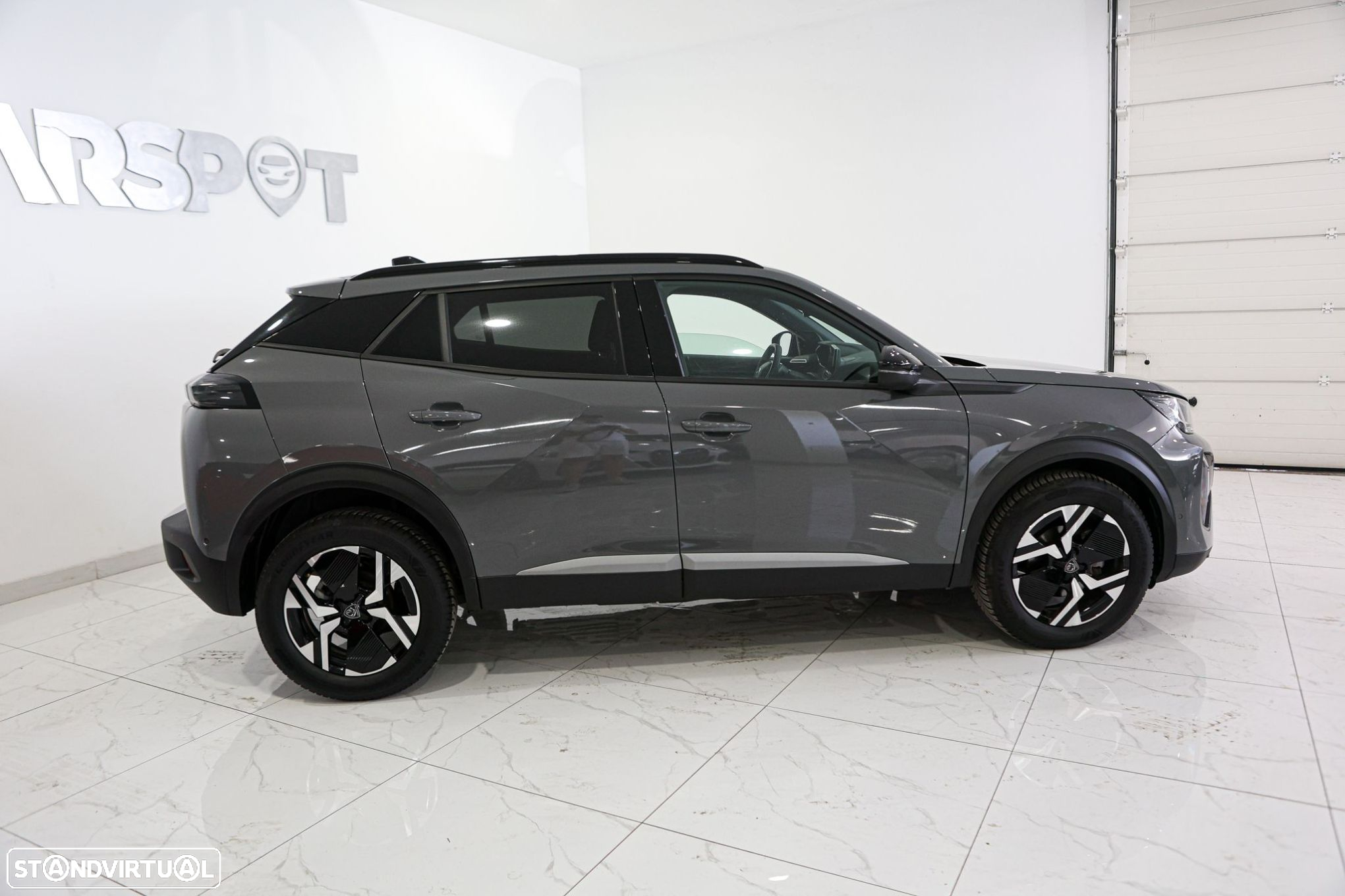 Peugeot 2008 1.2 PureTech Allure - 4