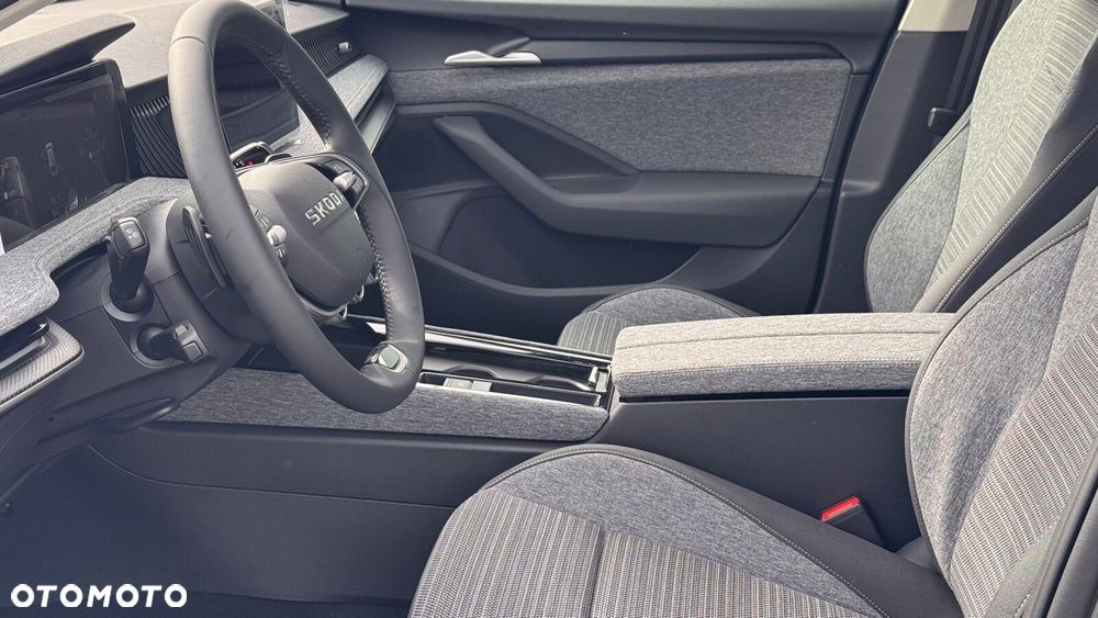 Skoda Superb 2.0 TDI SCR 4x4 Drive DSG - 11