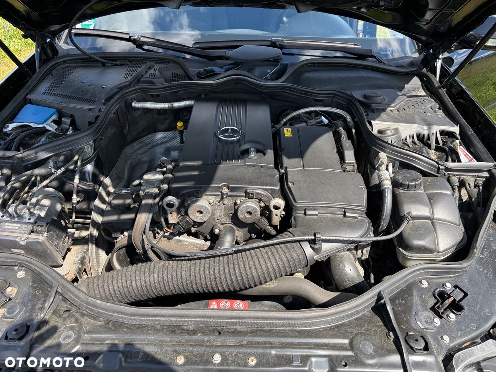 Mercedes-Benz Klasa E 200 Kompressor Classic - 30