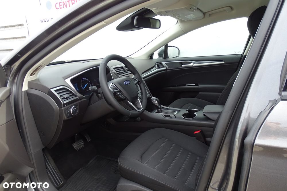 Ford Mondeo - 8
