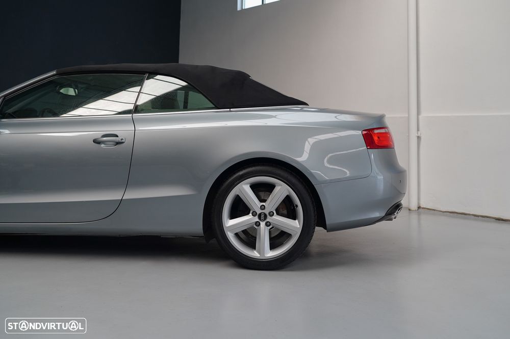 Audi A5 Cabrio 2.0 TDi - 25