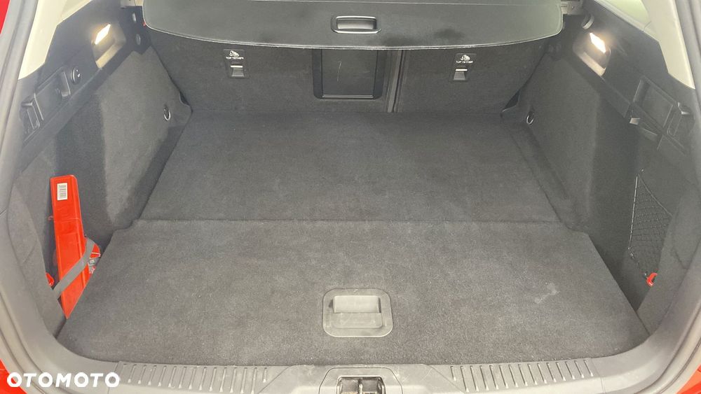 Ford Focus 1.0 EcoBoost mHEV Titanium X - 11