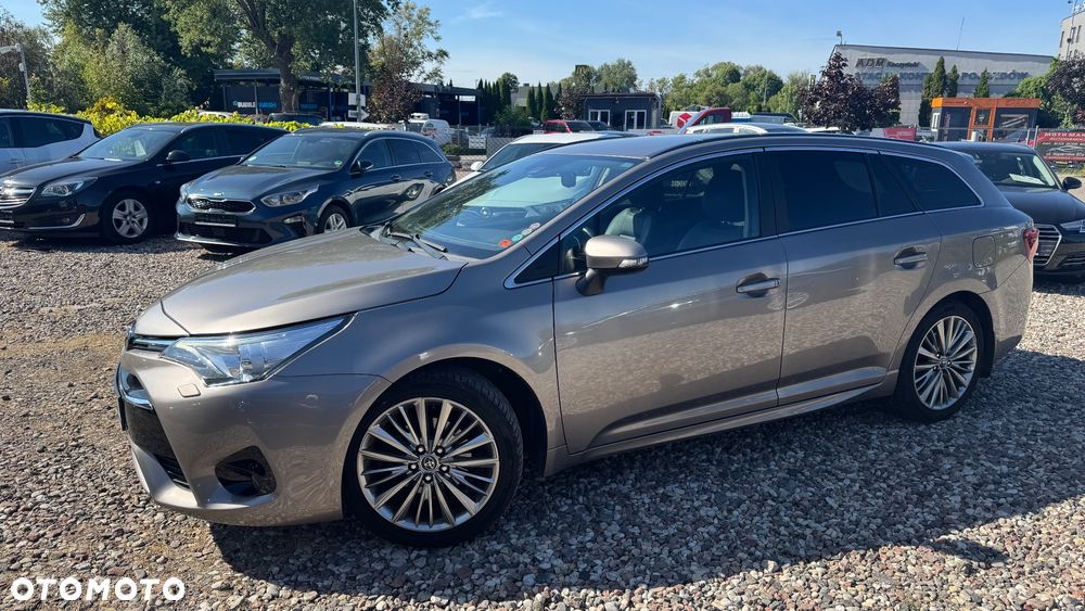 Toyota Avensis Touring Sports 1.8 Multidrive S Executive - 5