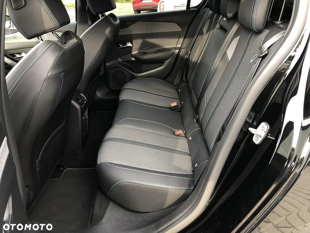 Peugeot 308 1.2 PureTech Allure S&S - 12