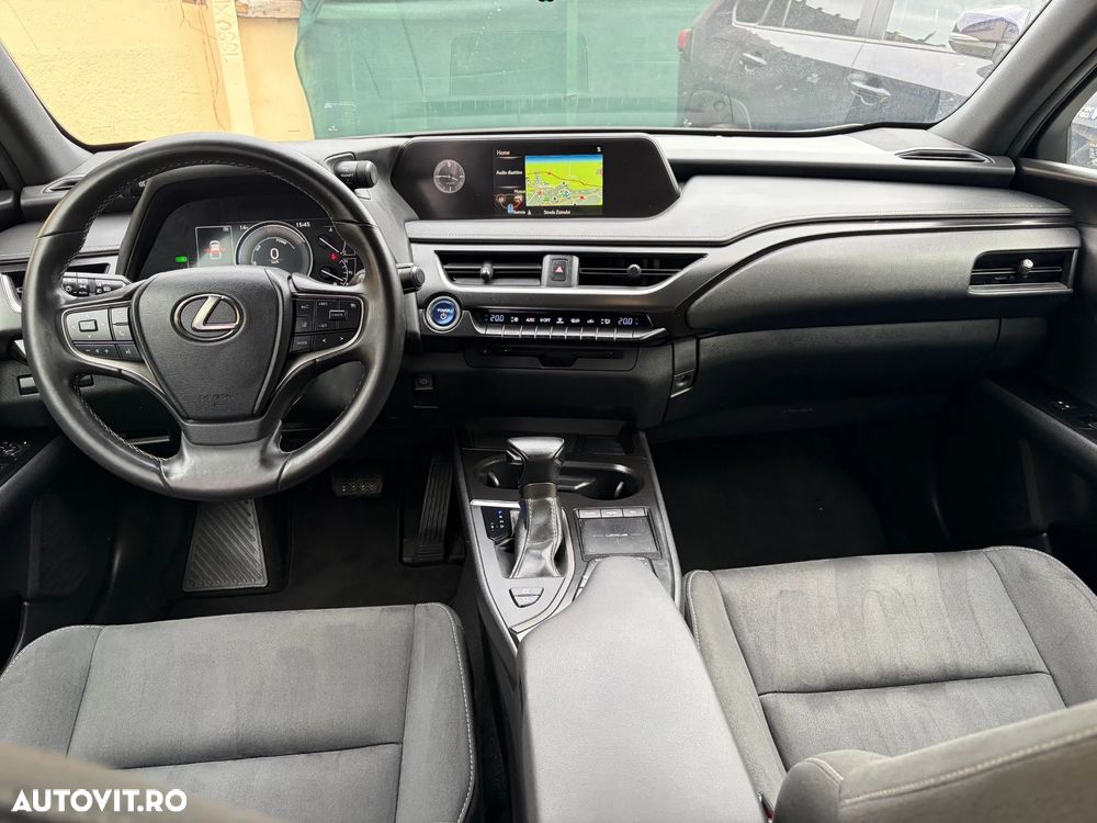 Lexus UX 250h Business Edition - 5