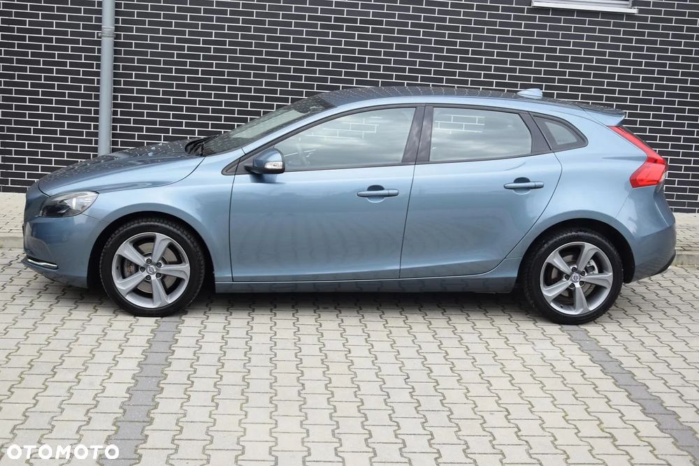 Volvo V40 D3 Summum - 4