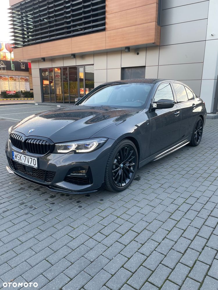 BMW Seria 3 330d xDrive M Sport sport - 1