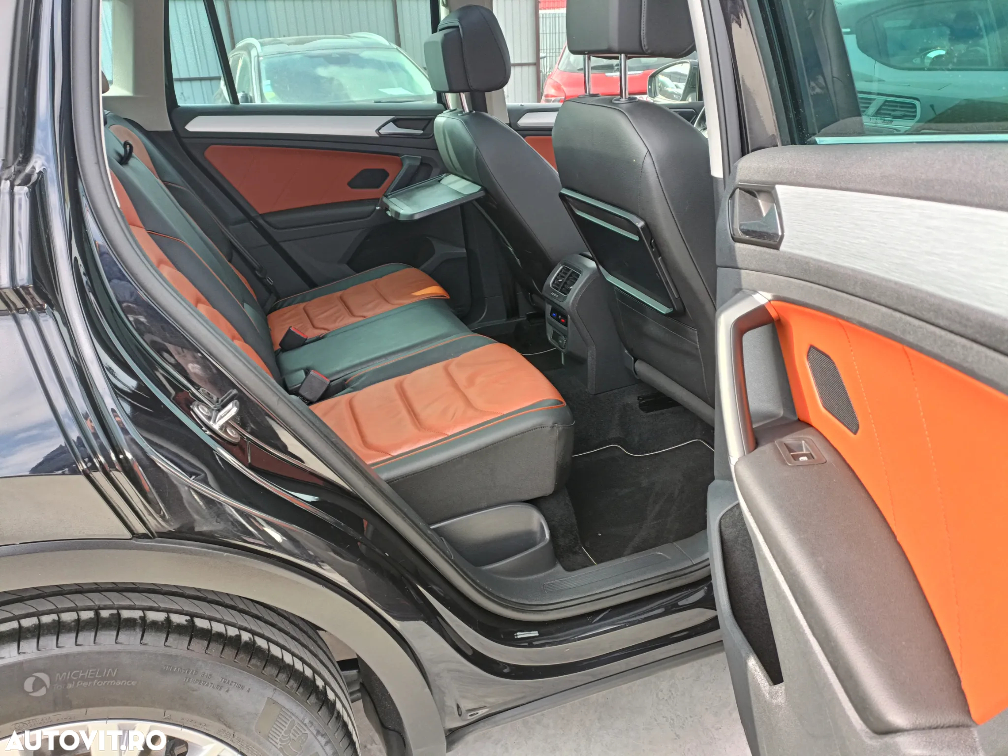 Volkswagen Tiguan 2.0 TDI SCR Comfortline - 13