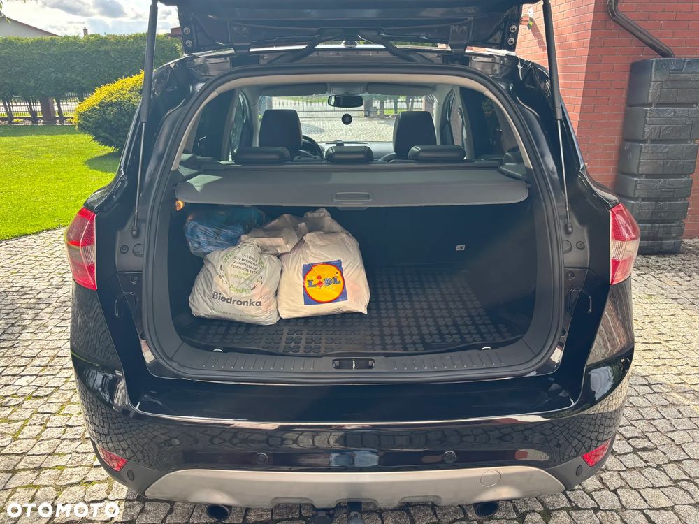 Ford Kuga 2.0 TDCi 4x4 Titanium - 28