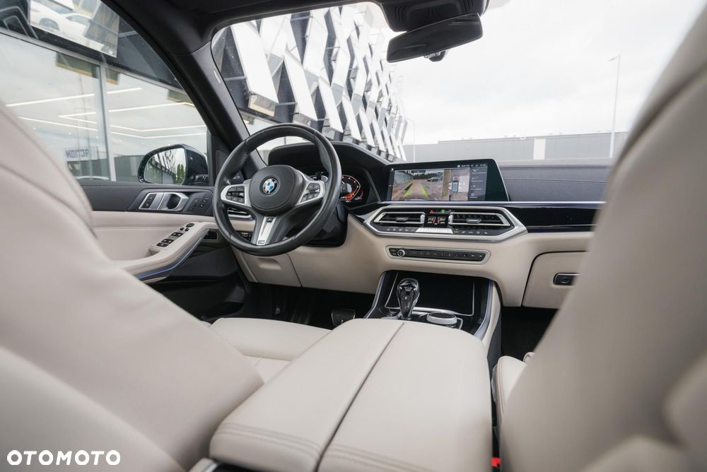 BMW X5 M M50d - 9
