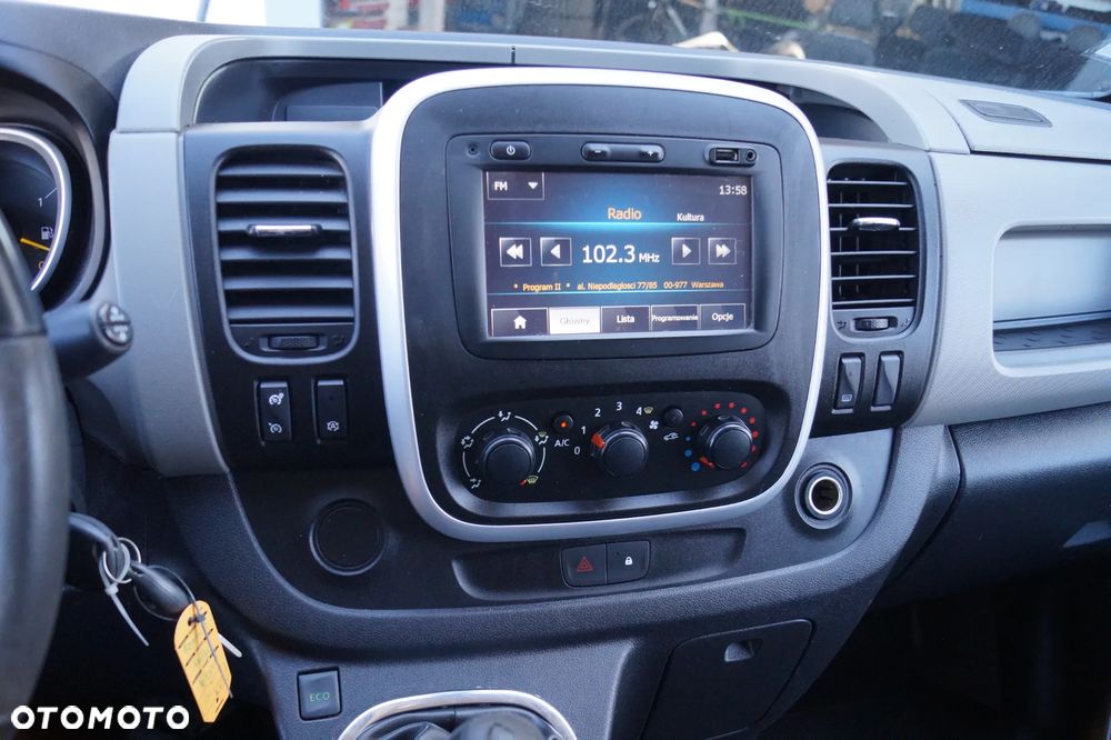 Renault Trafic - 14