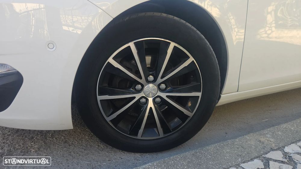 Peugeot 308 SW BlueHDi 120 EAT6 Stop & Start GT-Line Edition - 3