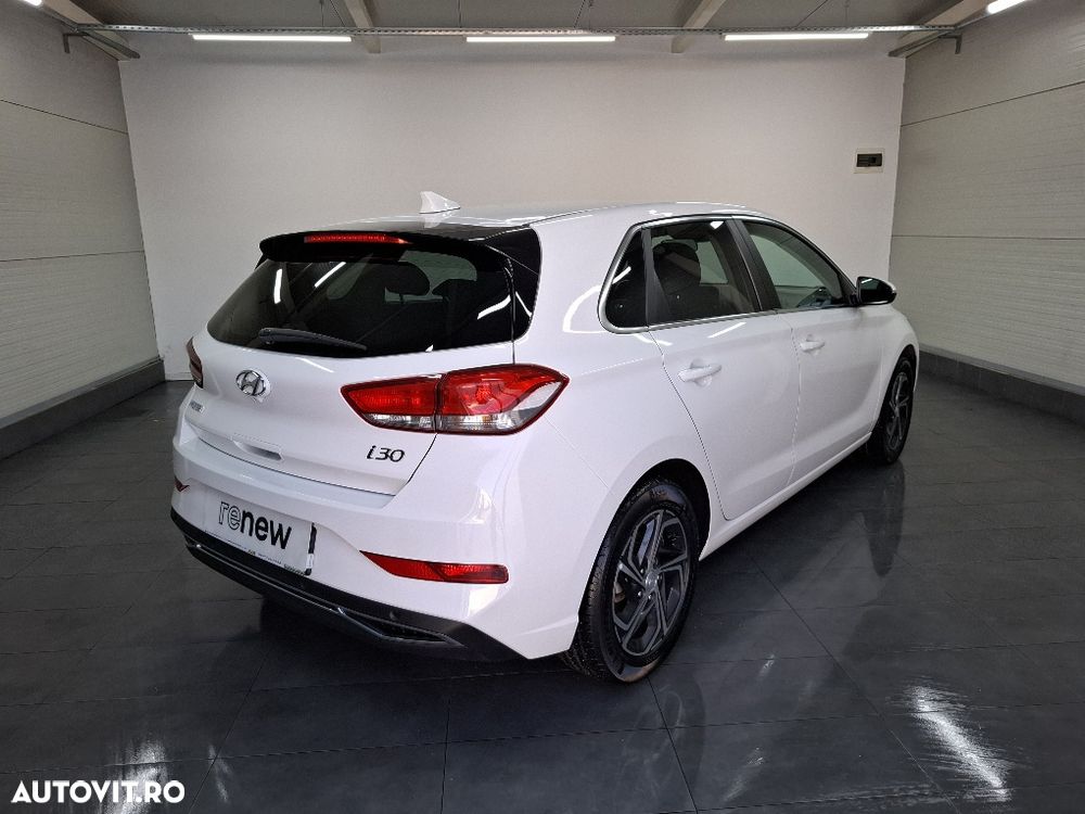Hyundai i30 1.5 110CP 5DR M/T Highway - 2