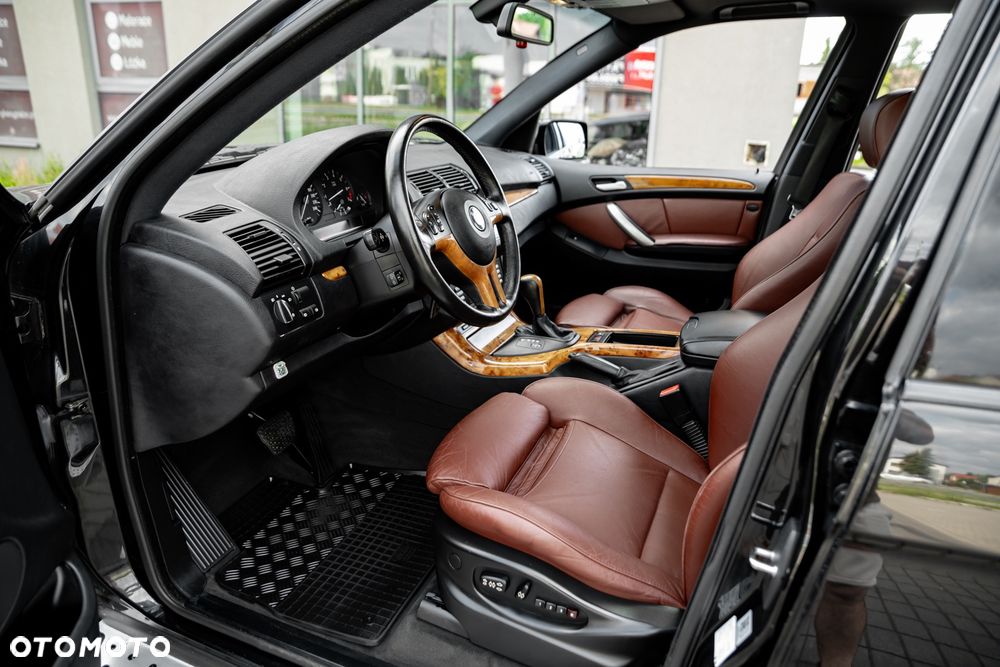 BMW X5 3.0 i - 17