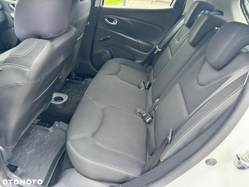Renault Clio - 11