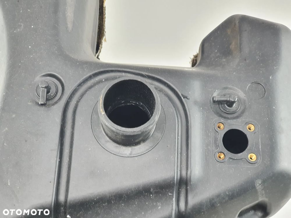ZBIORNIK PALIWA BAK  TGB BLADE 550 - 8