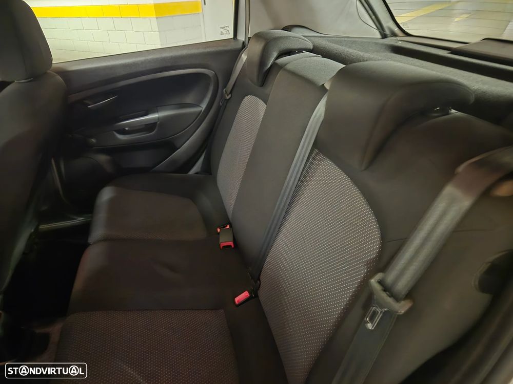 Fiat Grande Punto 1.2 Active - 23