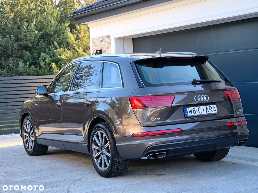 Audi Q7 - 12