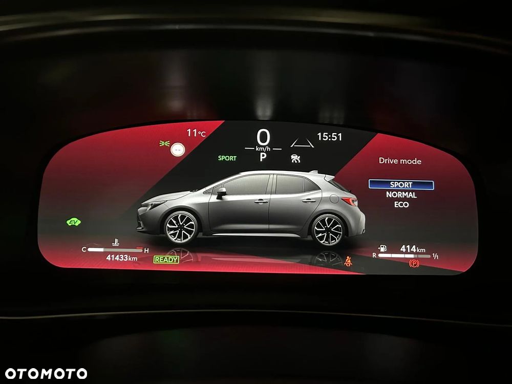 Toyota Corolla 1.8 Hybrid Business Edition - 28