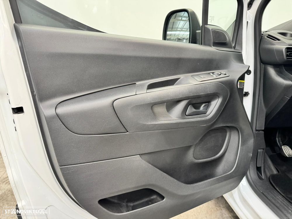 Peugeot Partner 1.5 BlueHDi Asphalt Longa - 16