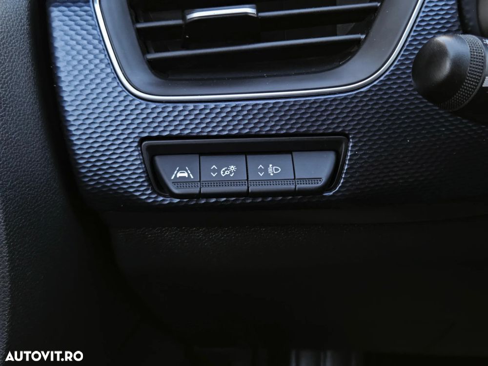 Renault Arkana E-TECH 145 Evolution - 21
