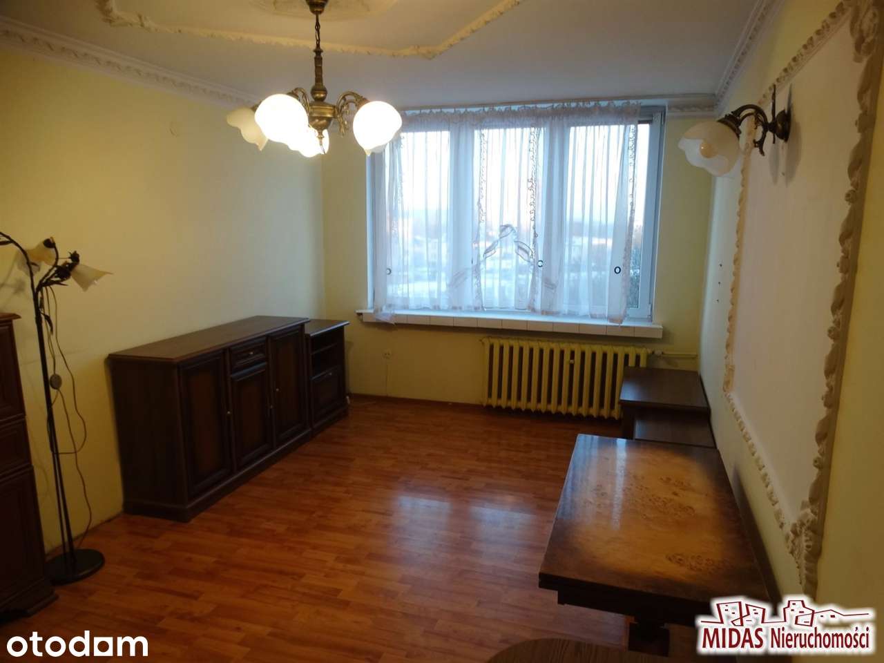 57,50m2, 3 pokoje,balkon,4 piętro,parking Zazamcz