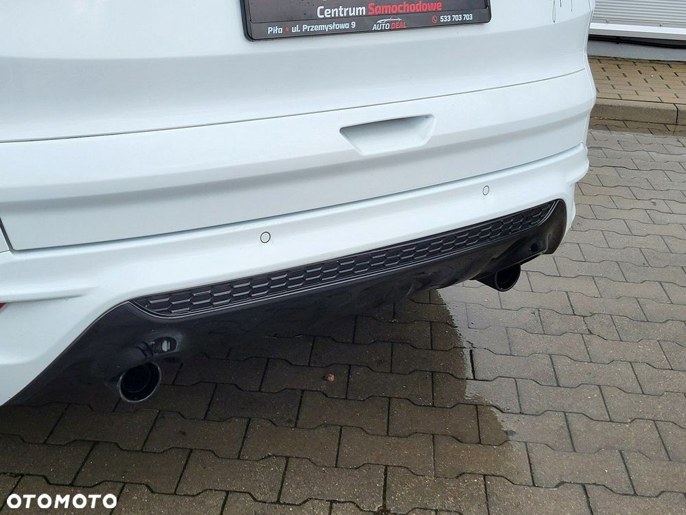Ford Kuga - 12