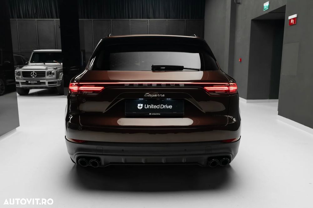 Porsche Cayenne - 39