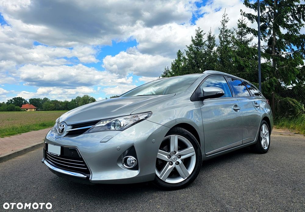 Toyota Auris 1.6 Prestige - 2