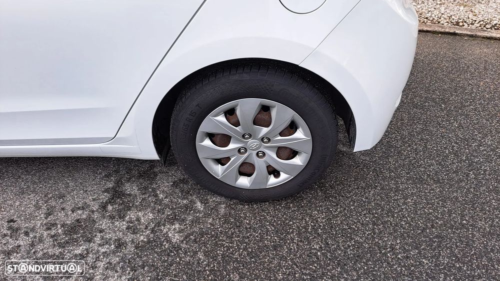 Hyundai i20 1.1 CRDi Access+Bluetooth - 19