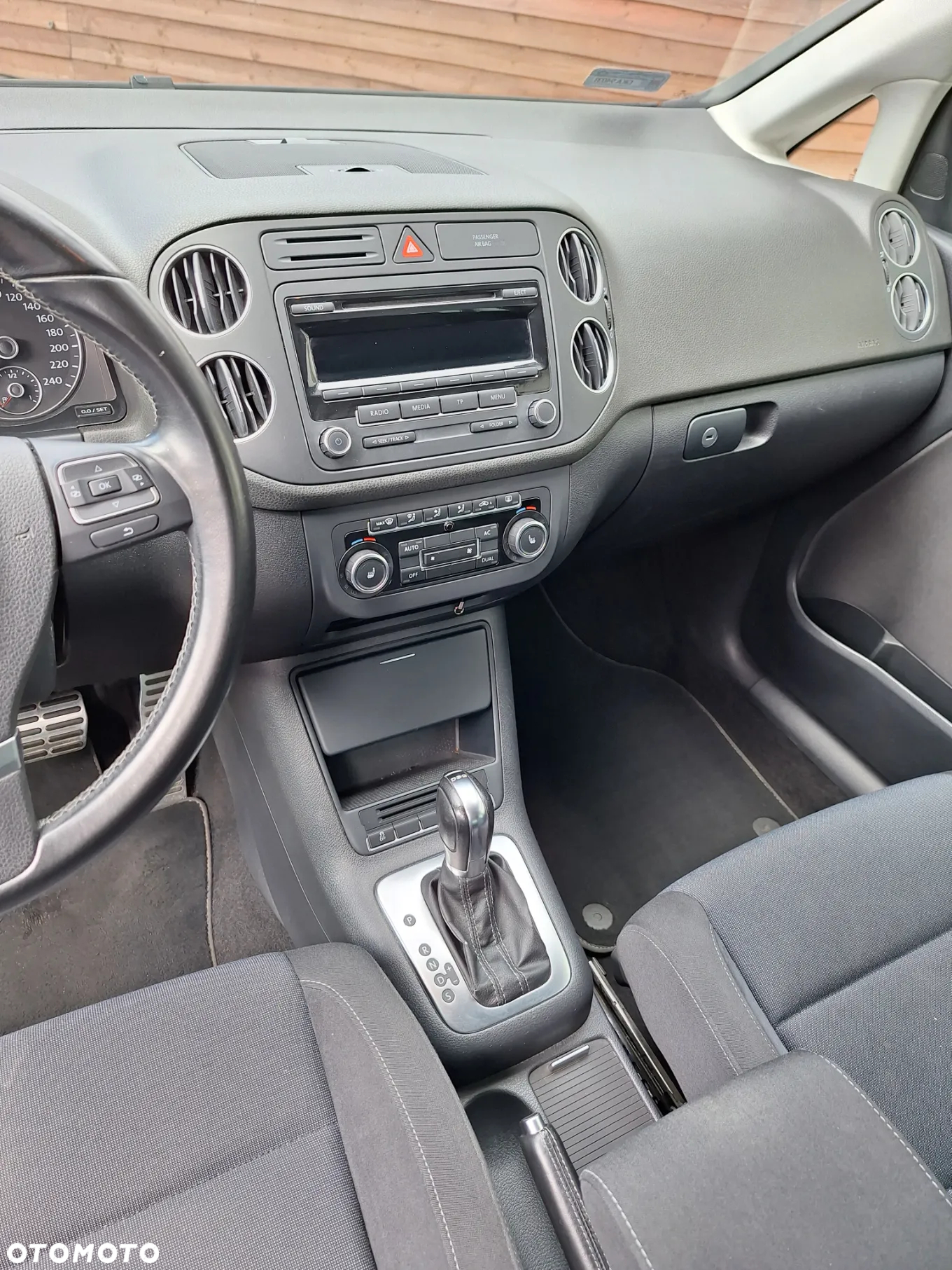 Volkswagen Golf Plus 1.6 TDI DPF DSG Style - 12
