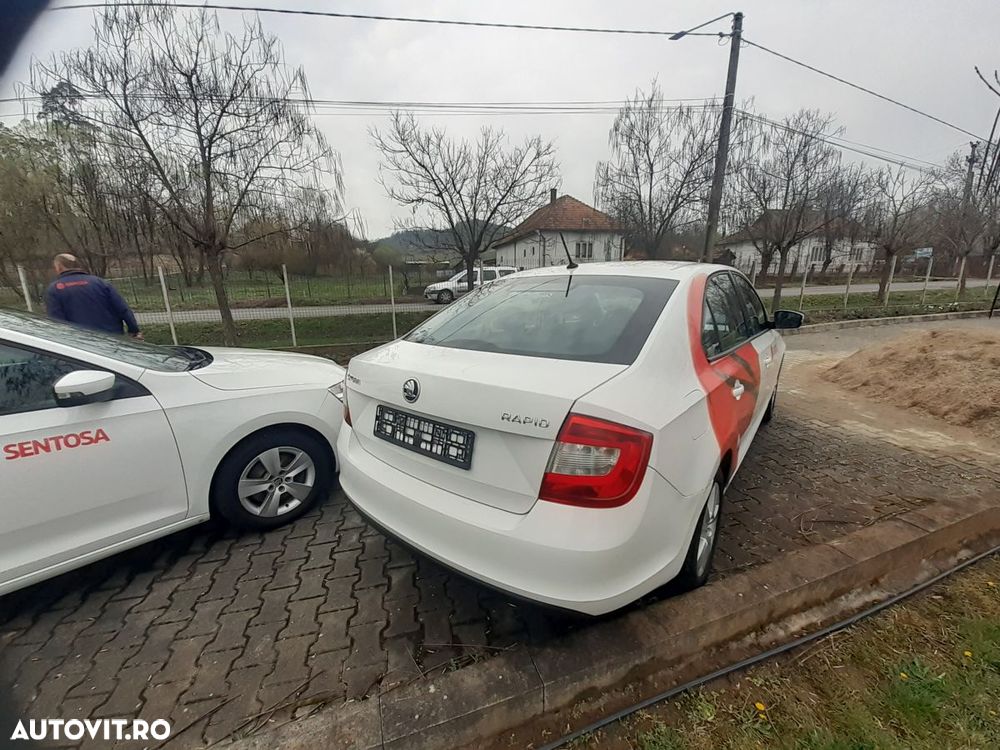 Skoda RAPID - 7