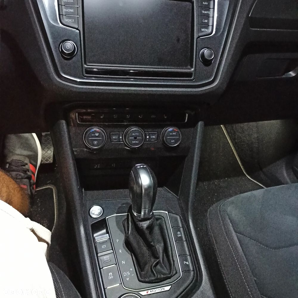Volkswagen Tiguan 2.0 TSI BMT 4Mot Highline DSG - 19