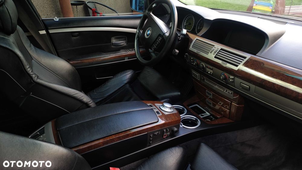BMW Seria 7 - 5