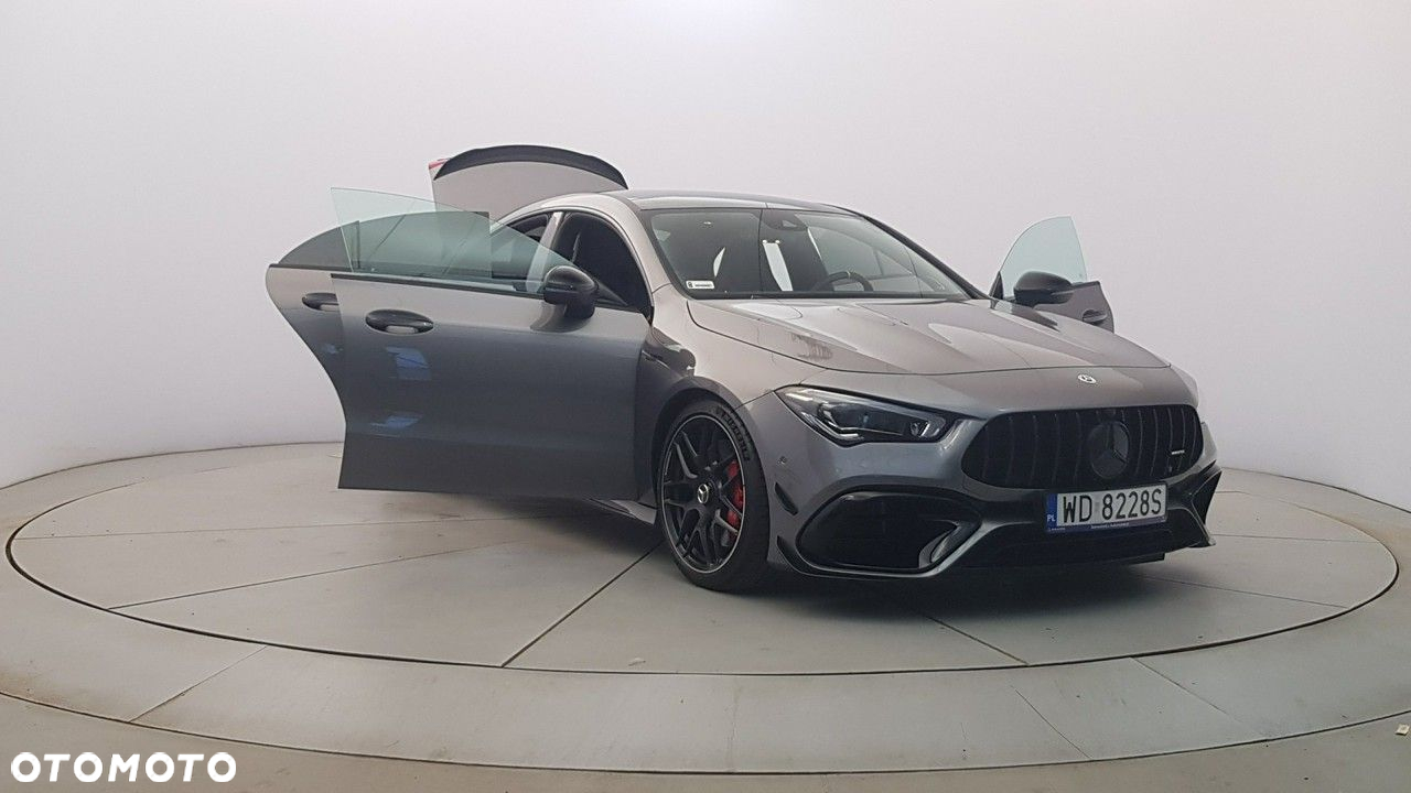 Mercedes-Benz CLA - 9