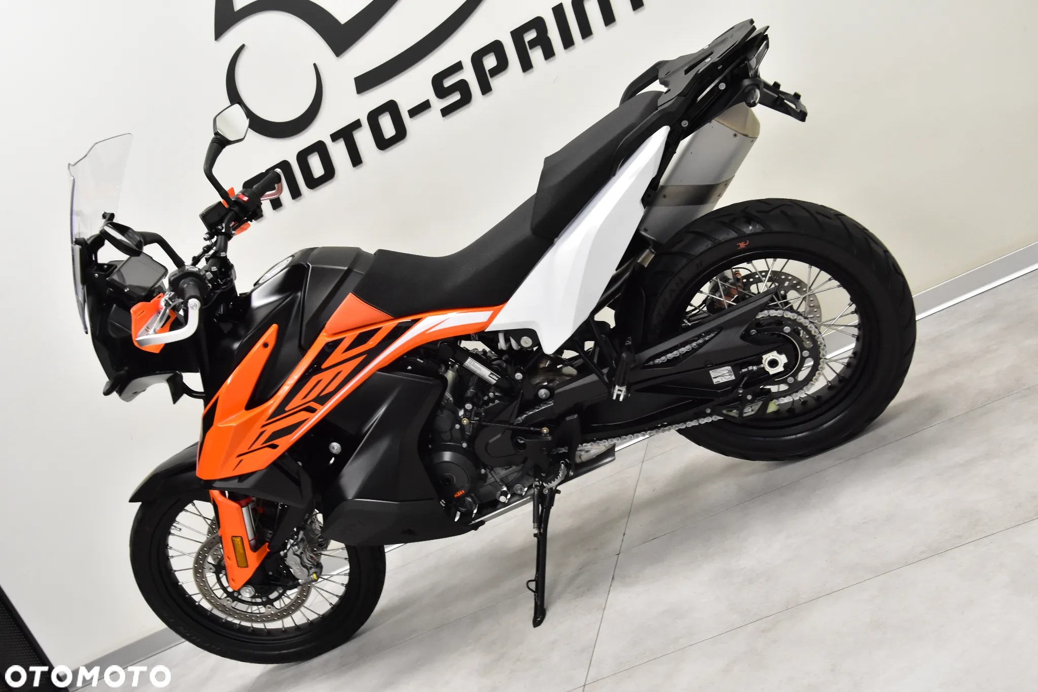 KTM Adventure - 10