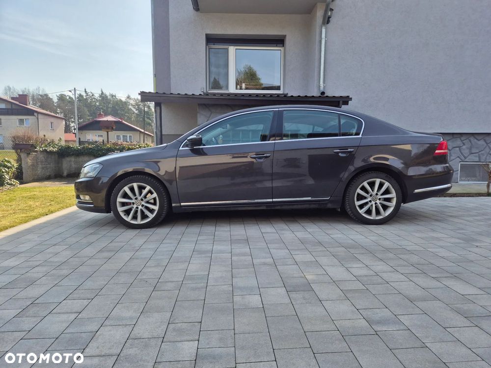 Volkswagen Passat 2.0 TDI 4Mot Highline - 6