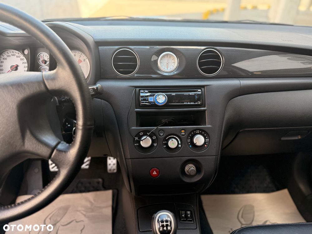 Mitsubishi Outlander 2.0 Turbo - 20