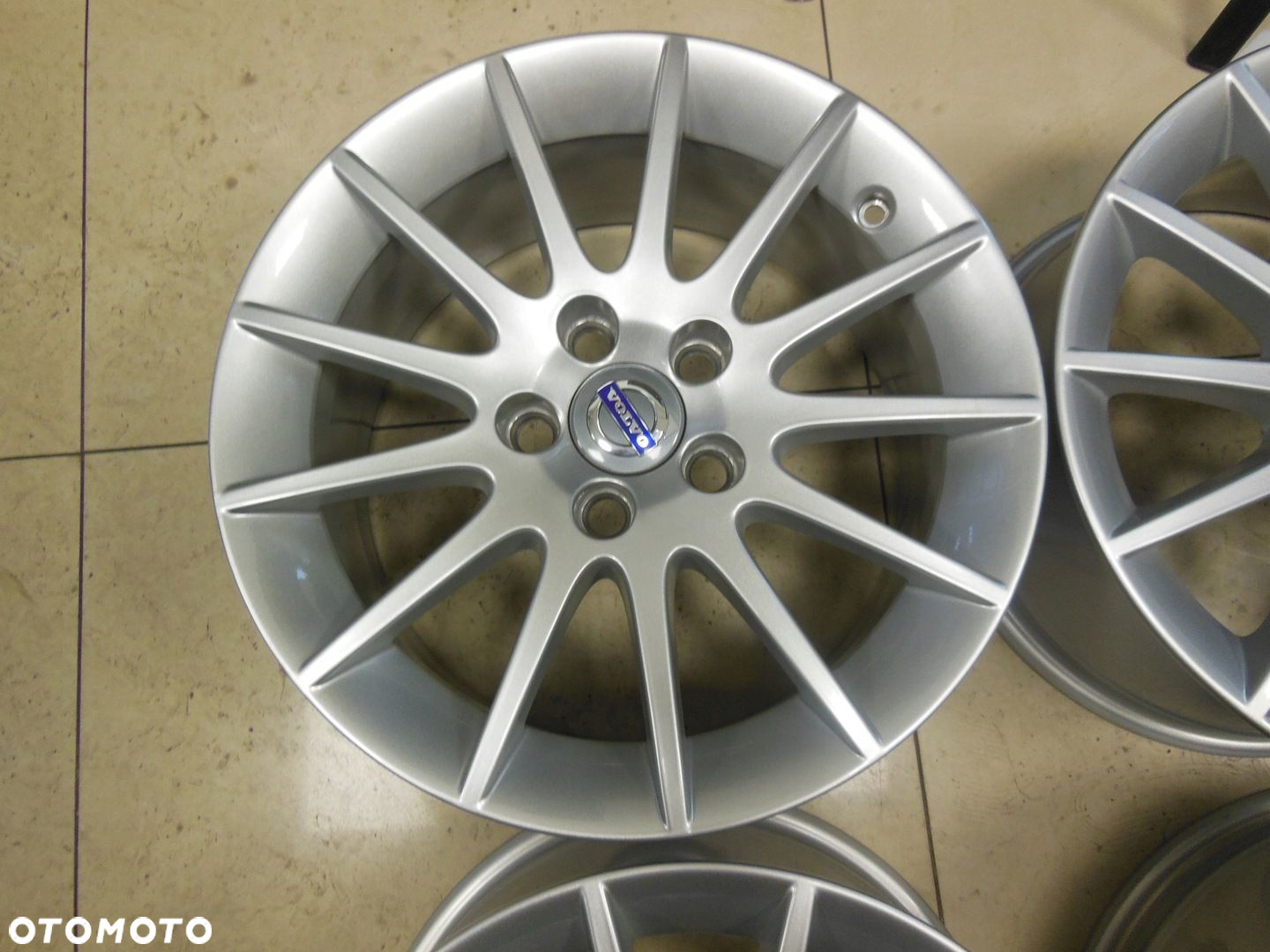 Felga aluminiowa Volvo OE 6.5" x 16" 5x108 ET 45 - 3