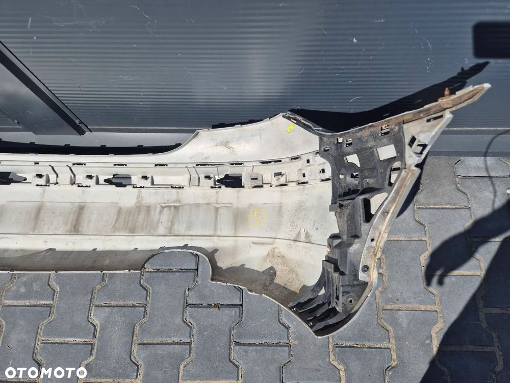 ZDERZAK PRZEDNI  MERCEDES C / 190 / E - KLASA - 35