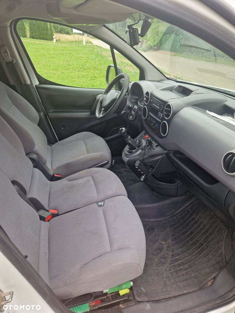 Peugeot Partner - 8