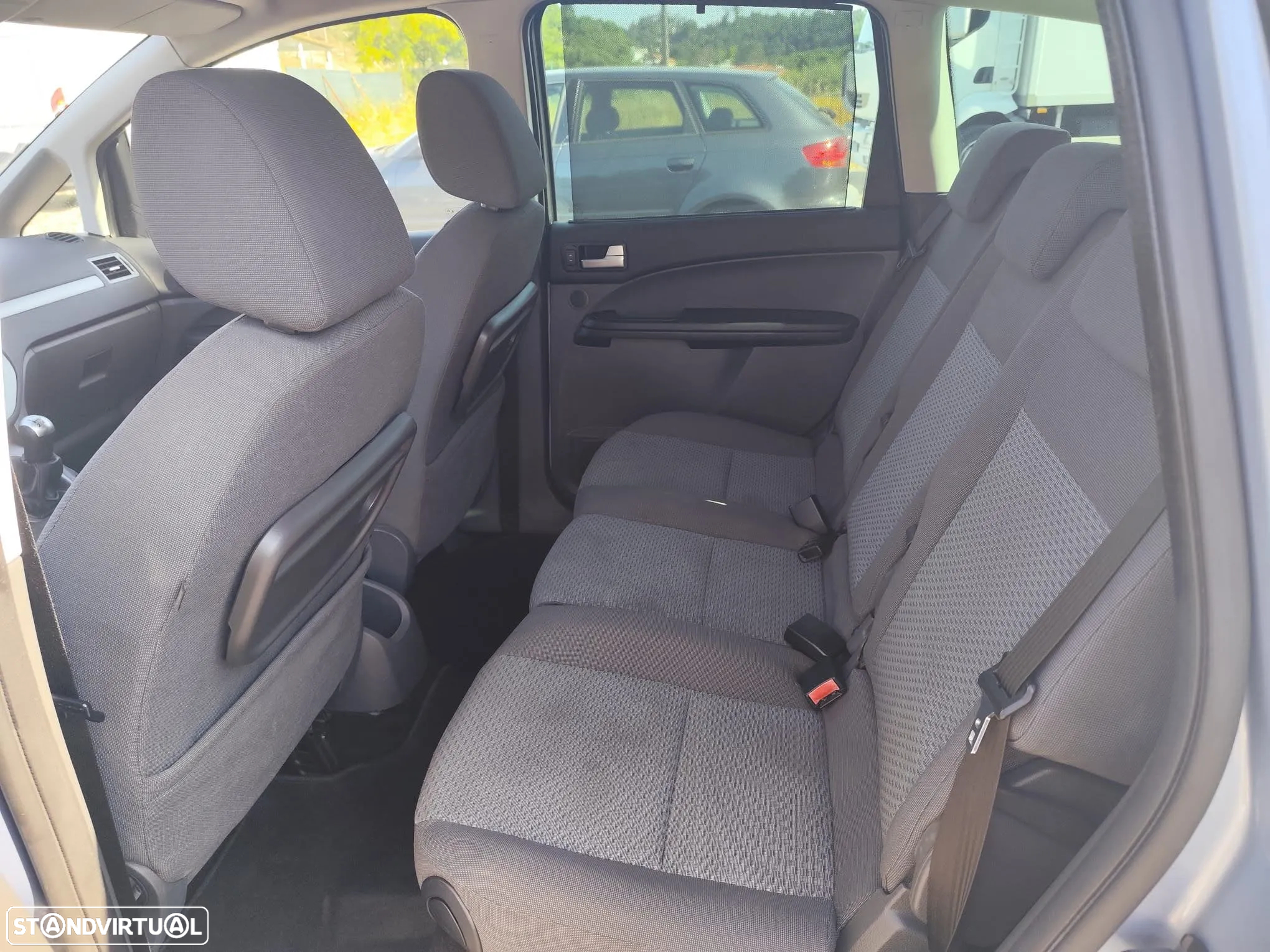 Ford Focus C-Max - 8